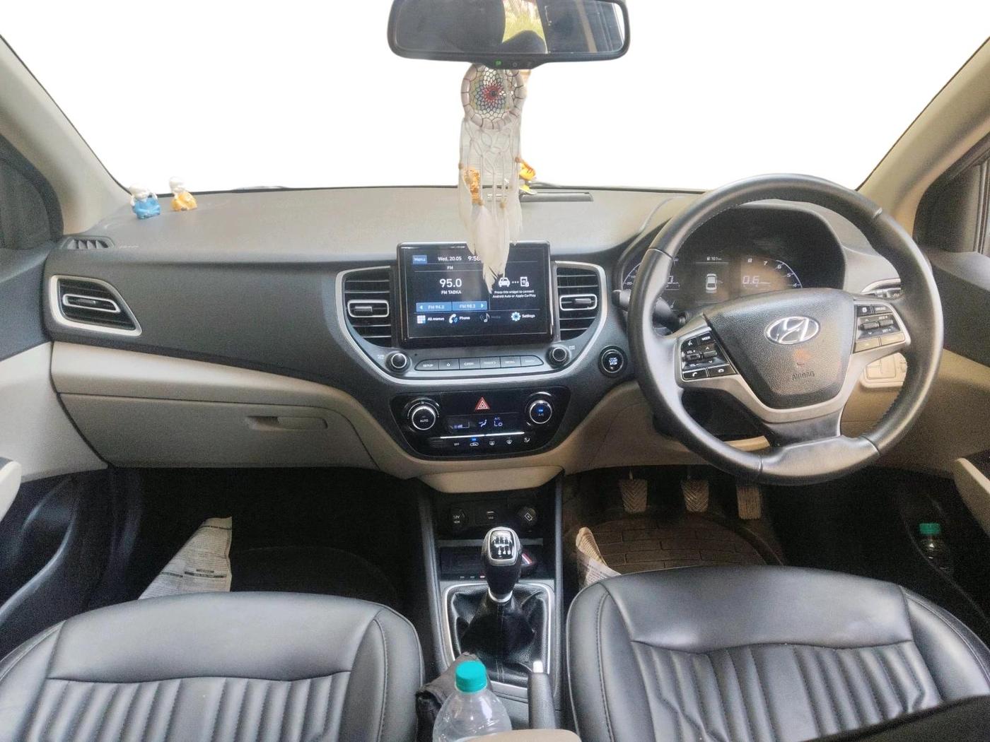 2022 Hyundai Verna SX 1.5 VTVT, Petrol, Manual, 1,11,149 km, interior