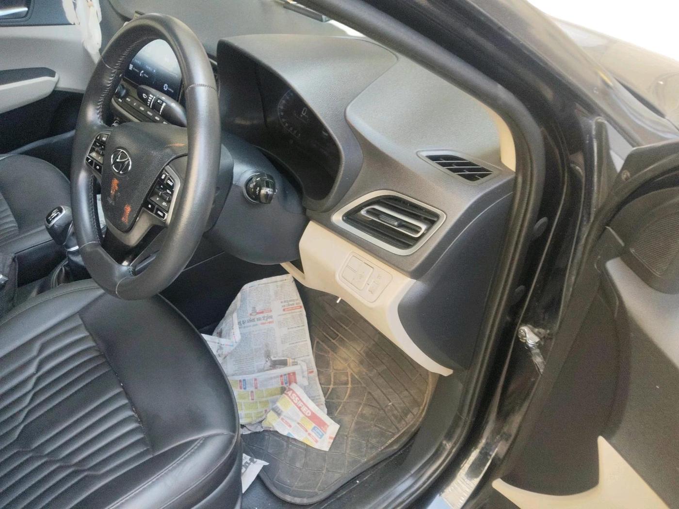 2022 Hyundai Verna SX 1.5 VTVT, Petrol, Manual, 1,11,149 km, interior