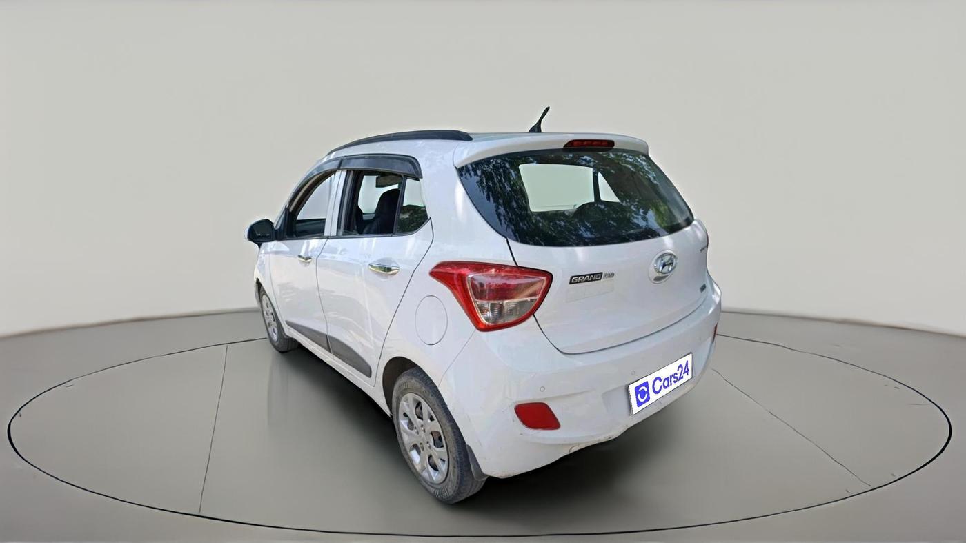 2014 Hyundai Grand i10 SPORTZ 1.1 CRDI, Diesel, Manual, 1,27,059 km, exterior