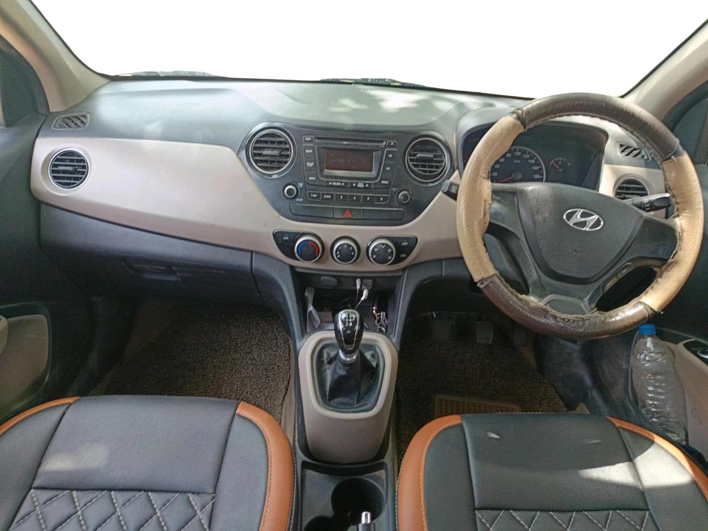 2014 Hyundai Grand i10 SPORTZ 1.1 CRDI, Diesel, Manual, 1,27,059 km, interior