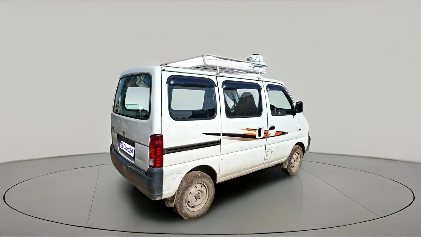 2022 Maruti Eeco 5 STR AC (O), Petrol, Manual, 40,801 km, exterior