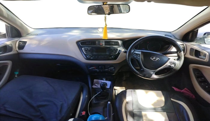 2019 Hyundai Elite i20 MAGNA PLUS 1.2, CNG, Manual, 1,34,671 km, interior