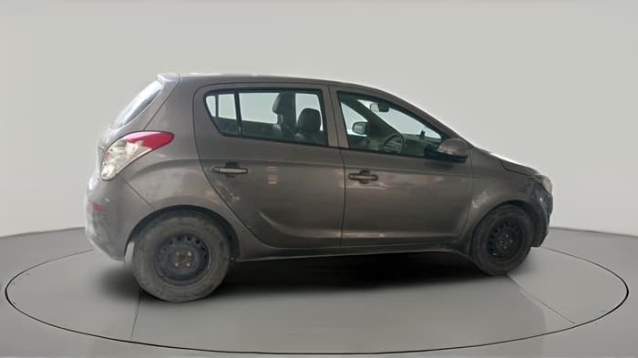 2013 Hyundai i20 MAGNA (O) 1.4 CRDI, Diesel, Manual, 2,25,328 km, exterior