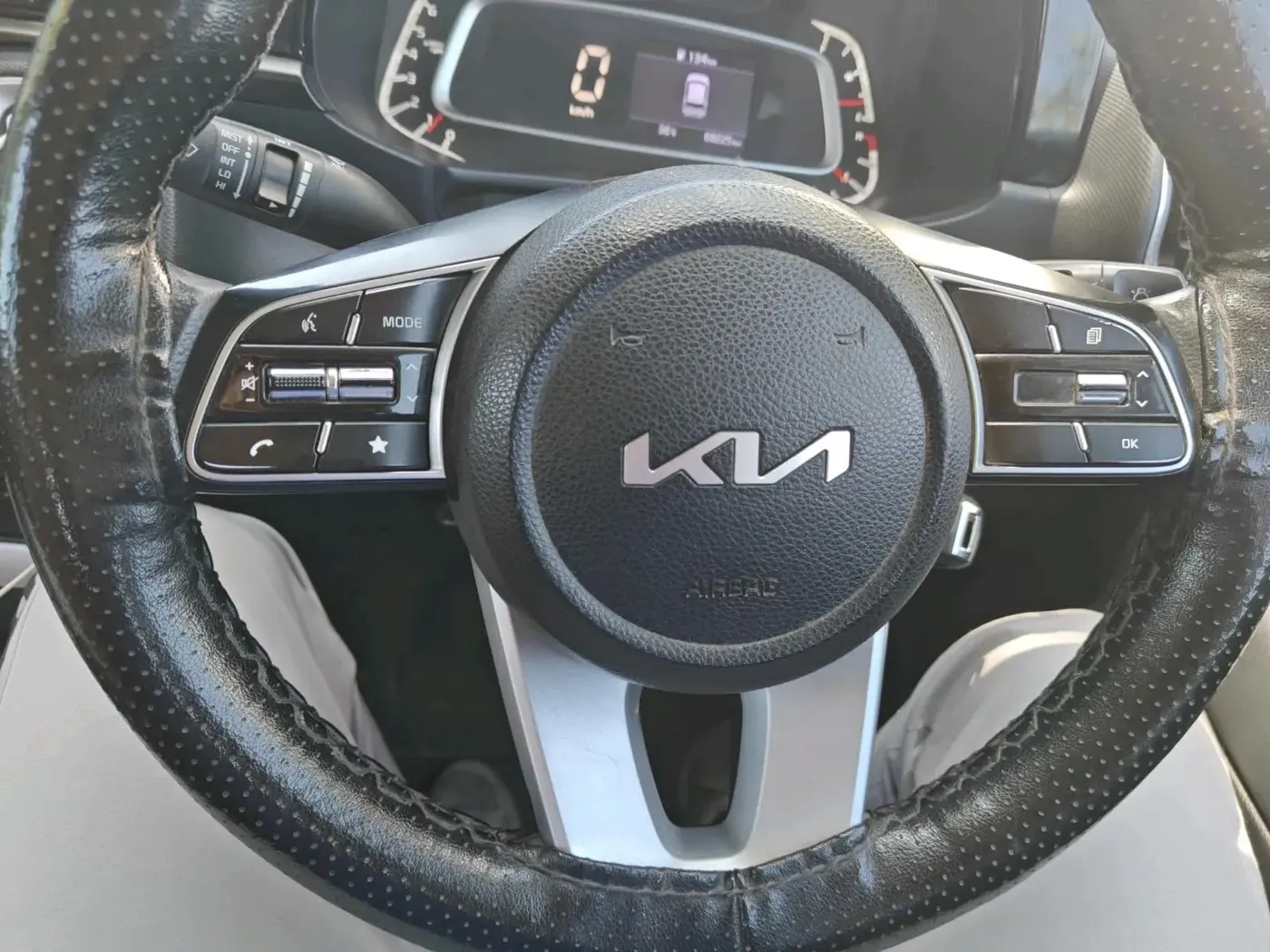 2021 KIA SONET HTK PLUS 1.2, Petrol, Manual, 68,225 km, interior