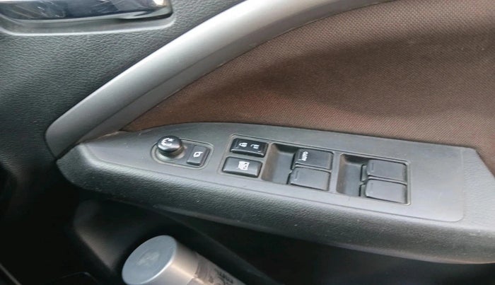 2022 Maruti BREZZA ZXI SMART HYBRID , Petrol, Manual, 40,533 km, interior