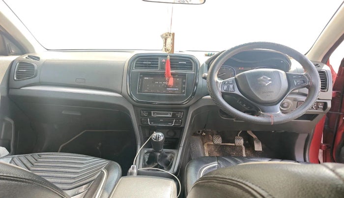 2016 Maruti Vitara Brezza ZDI PLUS, Diesel, Manual, 1,24,110 km, interior