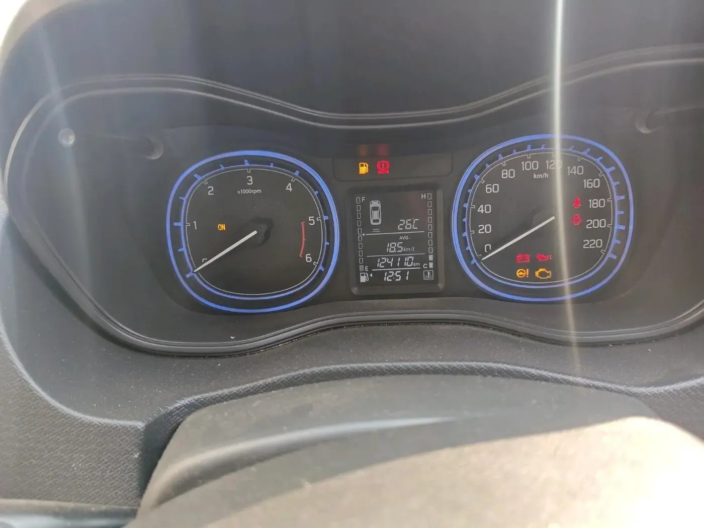 2016 Maruti Vitara Brezza ZDI PLUS, Diesel, Manual, 1,24,110 km, interior
