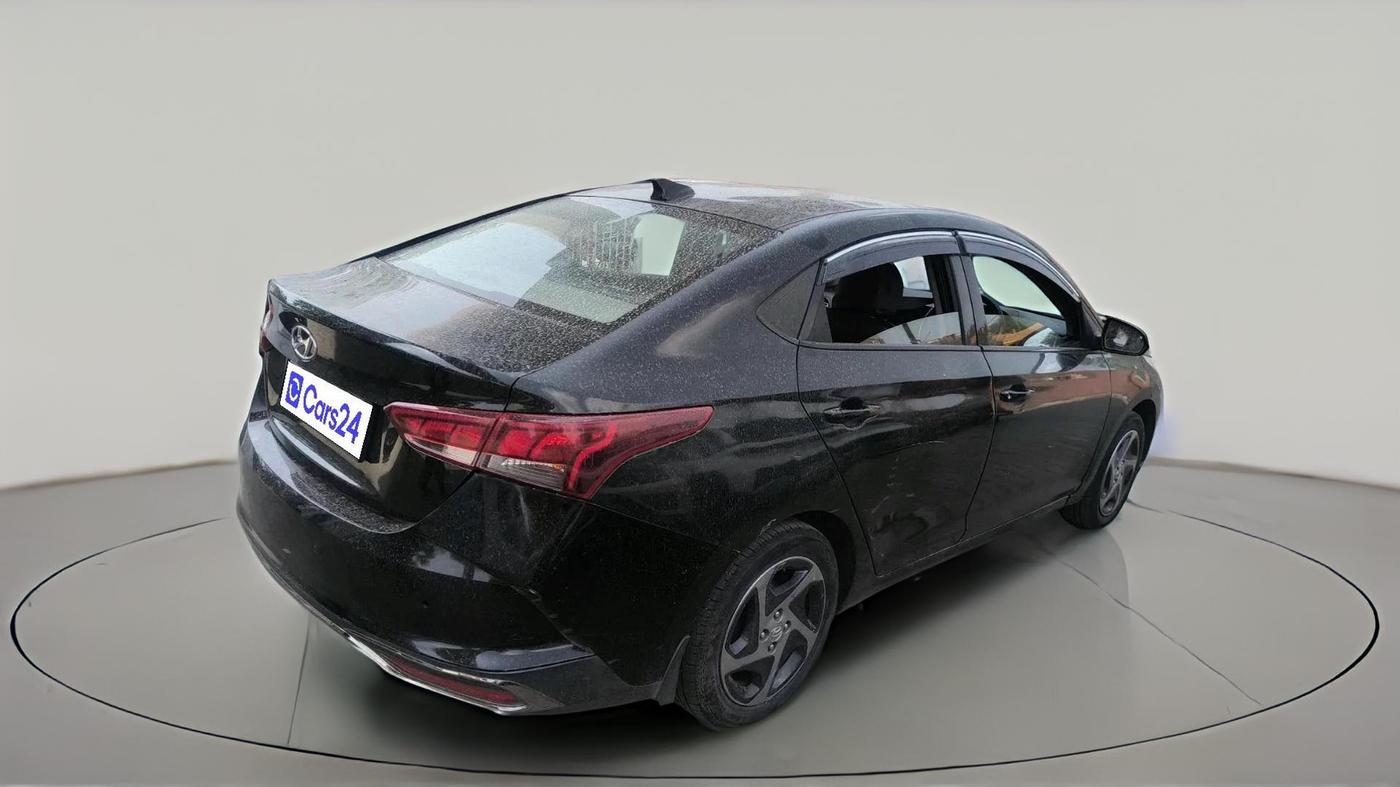 2022 Hyundai Verna S PLUS 1.5 VTVT, CNG, Manual, 35,614 km, exterior