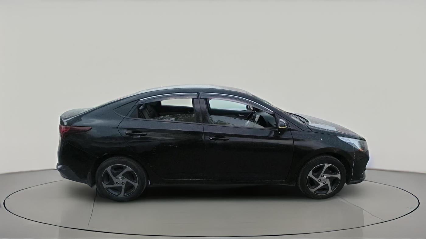2022 Hyundai Verna S PLUS 1.5 VTVT, CNG, Manual, 35,614 km, exterior
