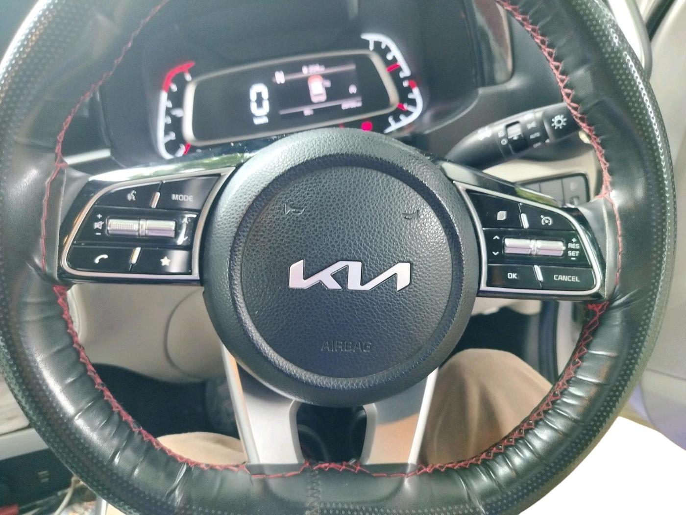 2023 KIA SONET HTX 1.5D IMT, Diesel, Manual, 29,700 km, interior
