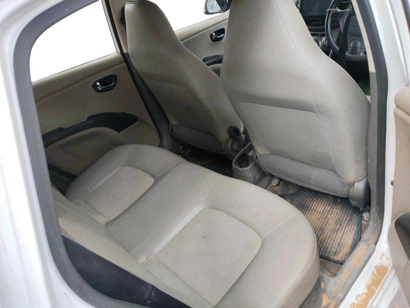 2012 Hyundai i10 MAGNA 1.2, Petrol, Manual, 46,073 km, interior
