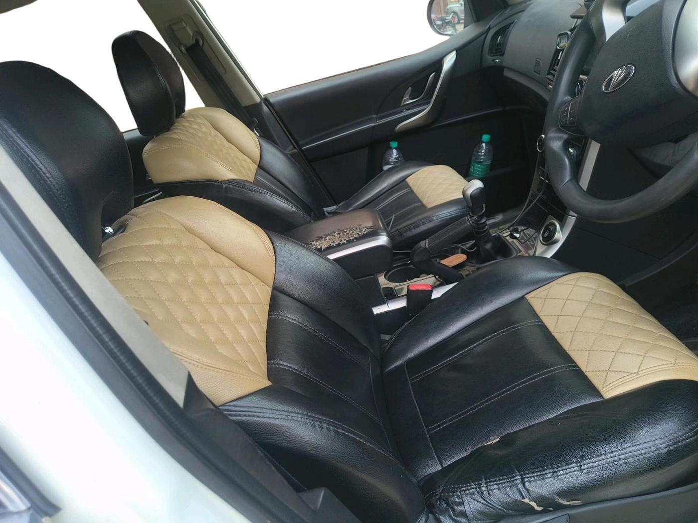 2018 Mahindra XUV500 W7, Diesel, Manual, 1,18,939 km, interior