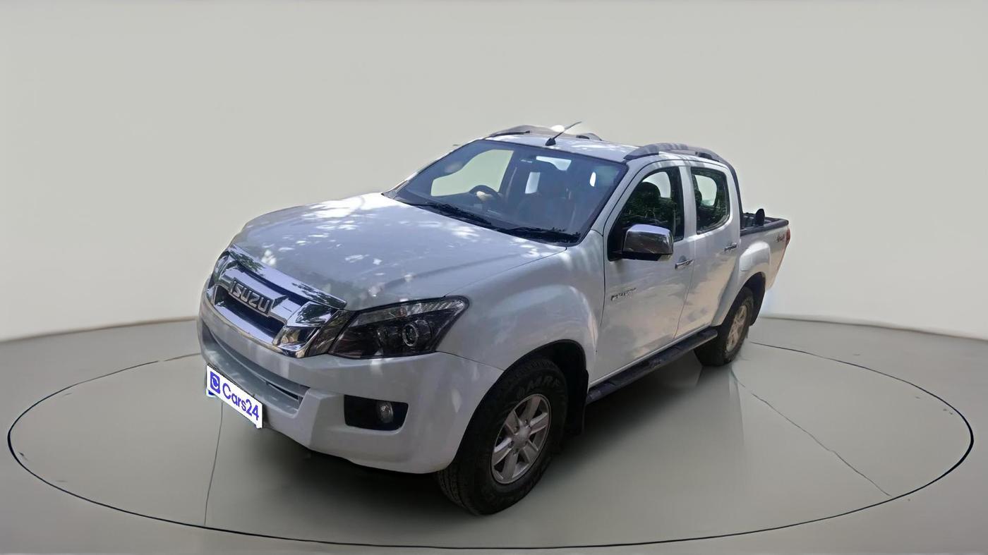 2017 ISUZU D-Max V Cross 4*4 MT, Diesel, Manual, 2,16,961 km, exterior