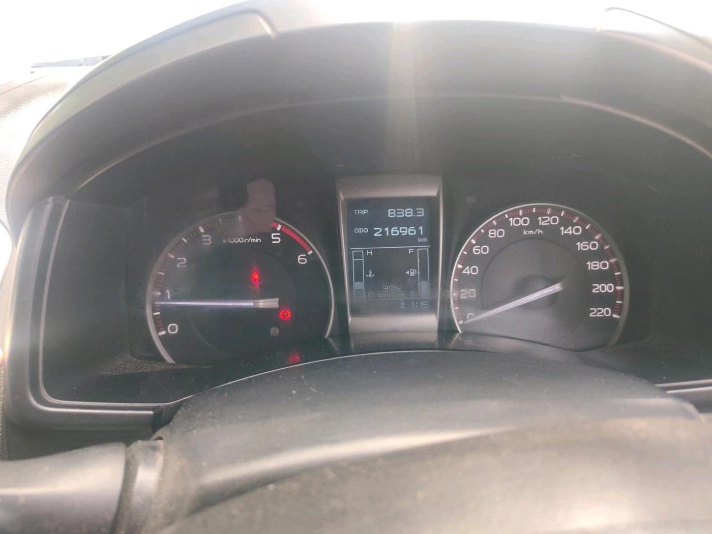 2017 ISUZU D-Max V Cross 4*4 MT, Diesel, Manual, 2,16,961 km, interior