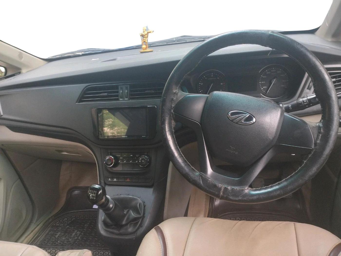 2018 Mahindra MARAZZO M2 8 STR, Diesel, Manual, 1,81,225 km, interior
