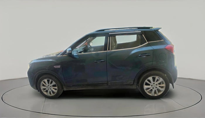 2019 Mahindra XUV300 W8 1.2 PETROL, Petrol, Manual, 43,349 km, exterior