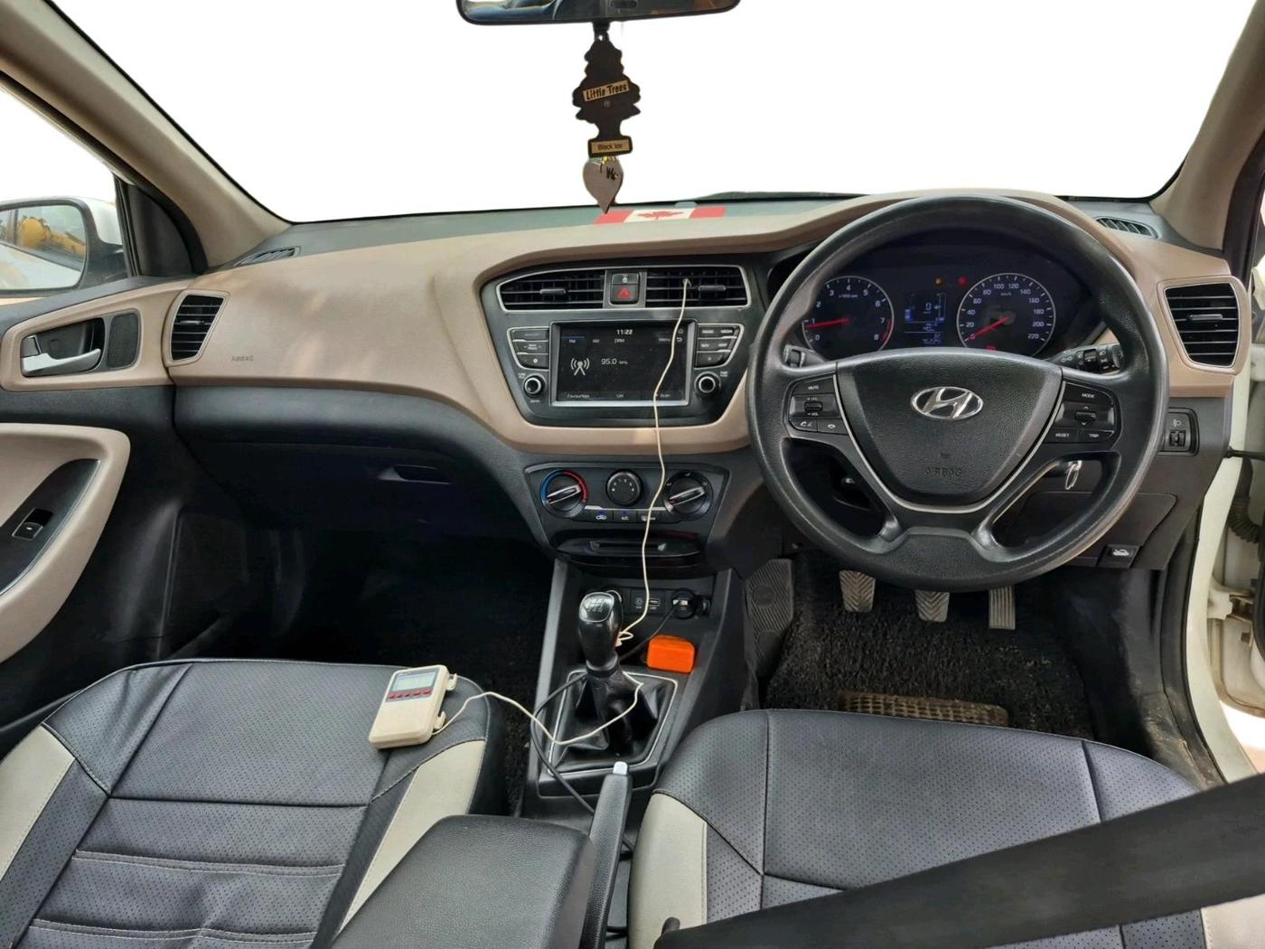 2020 Hyundai Elite i20 SPORTZ PLUS 1.2, Petrol, Manual, 76,224 km, interior