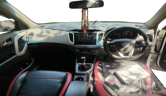 2017 Hyundai Creta SX PLUS 1.6 PETROL, Petrol, Manual, 79,803 km, interior