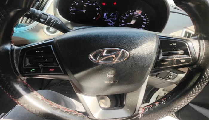 2017 Hyundai Creta SX PLUS 1.6 PETROL, Petrol, Manual, 79,803 km, interior