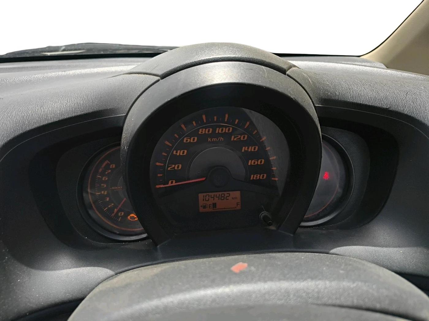 2014 Honda Amaze 1.2L I-VTEC S, Petrol, Manual, 1,04,482 km, interior