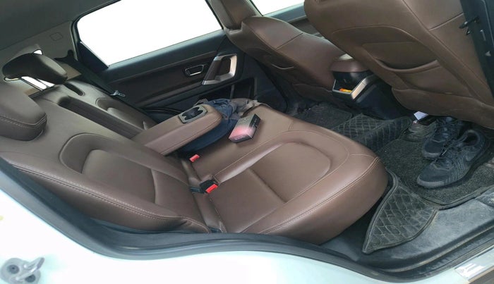 2019 Tata Harrier XZ 2.0L, Diesel, Manual, 90,386 km, interior