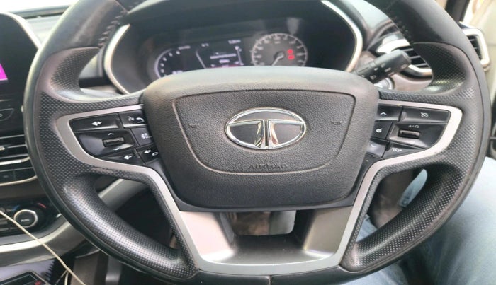 2019 Tata Harrier XZ 2.0L, Diesel, Manual, 90,386 km, interior