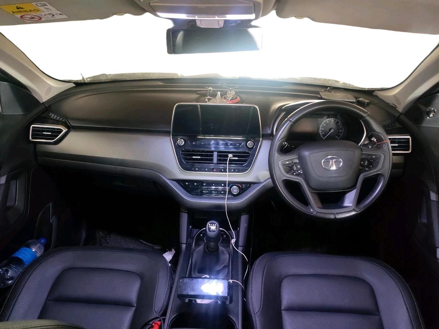 2019 Tata Harrier XZ 2.0L DARK EDITION, Diesel, Manual, 56,422 km, interior