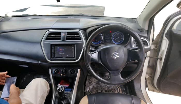2015 Maruti S Cross SIGMA 1.3, Diesel, Manual, 2,29,634 km, interior