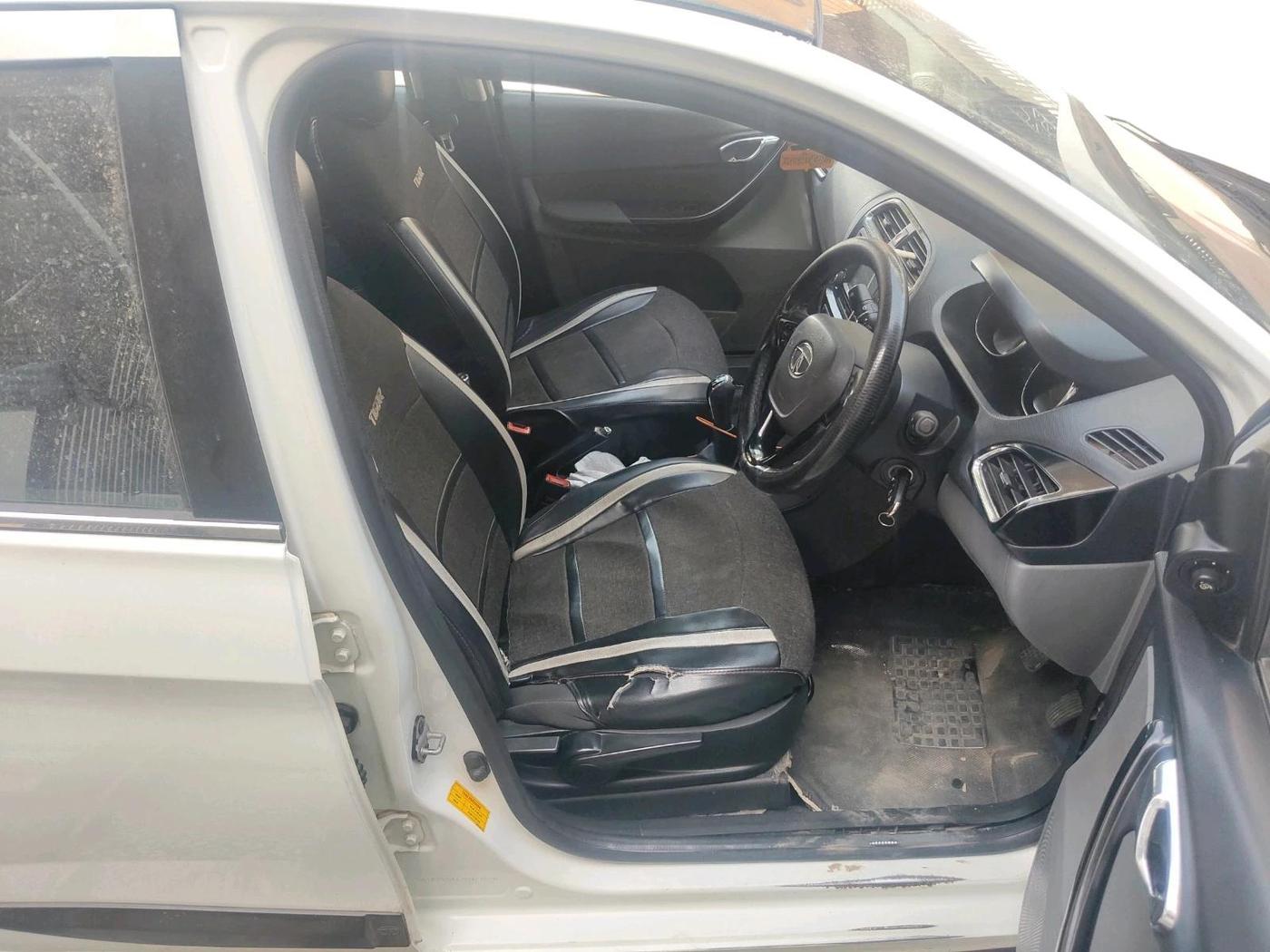 2018 Tata TIGOR XZ PETROL, CNG, Manual, 1,15,887 km, interior
