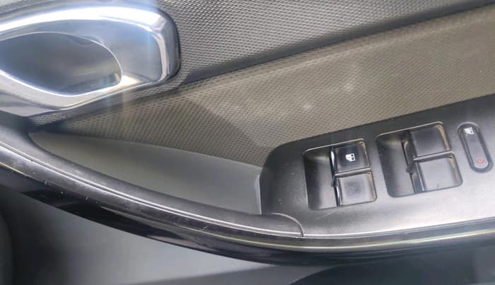 2018 Tata TIGOR XZ PETROL, CNG, Manual, 1,15,887 km, interior