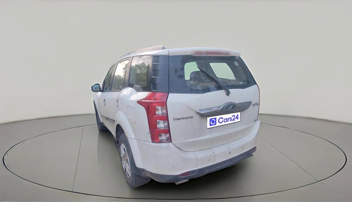 2017 Mahindra XUV500 W6, Diesel, Manual, 1,27,995 km, exterior