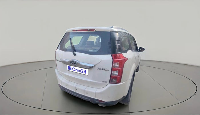 2017 Mahindra XUV500 W6, Diesel, Manual, 1,27,995 km, exterior