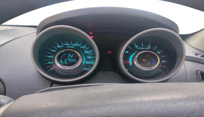 2017 Mahindra XUV500 W6, Diesel, Manual, 1,27,995 km, interior