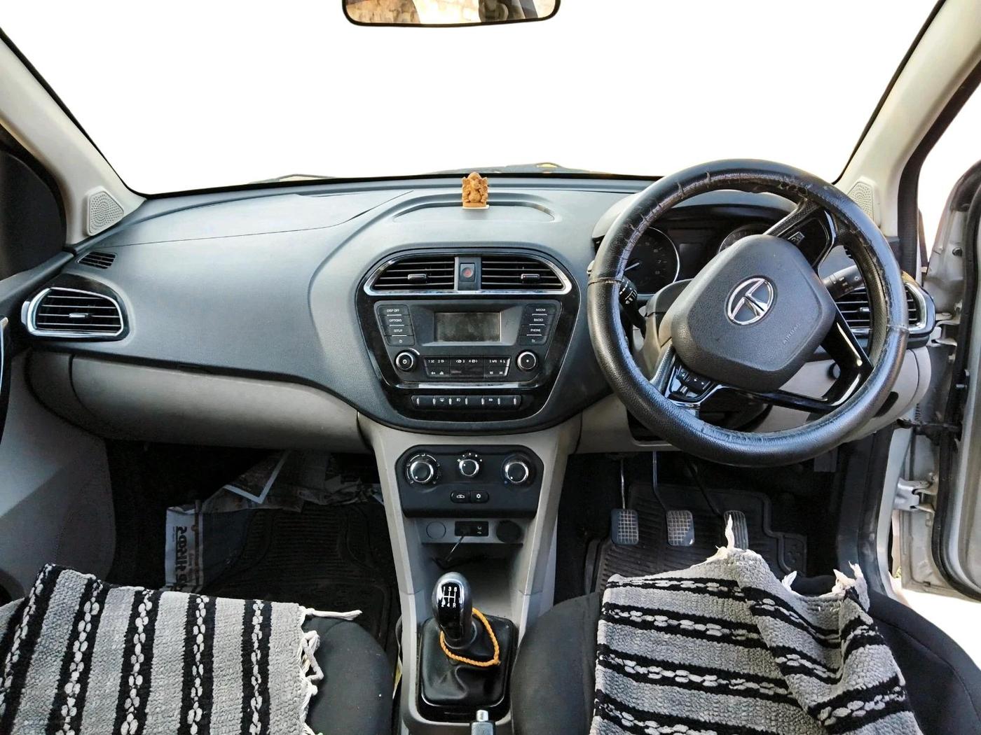 2018 Tata Tiago XZ PETROL, CNG, Manual, 78,816 km, interior