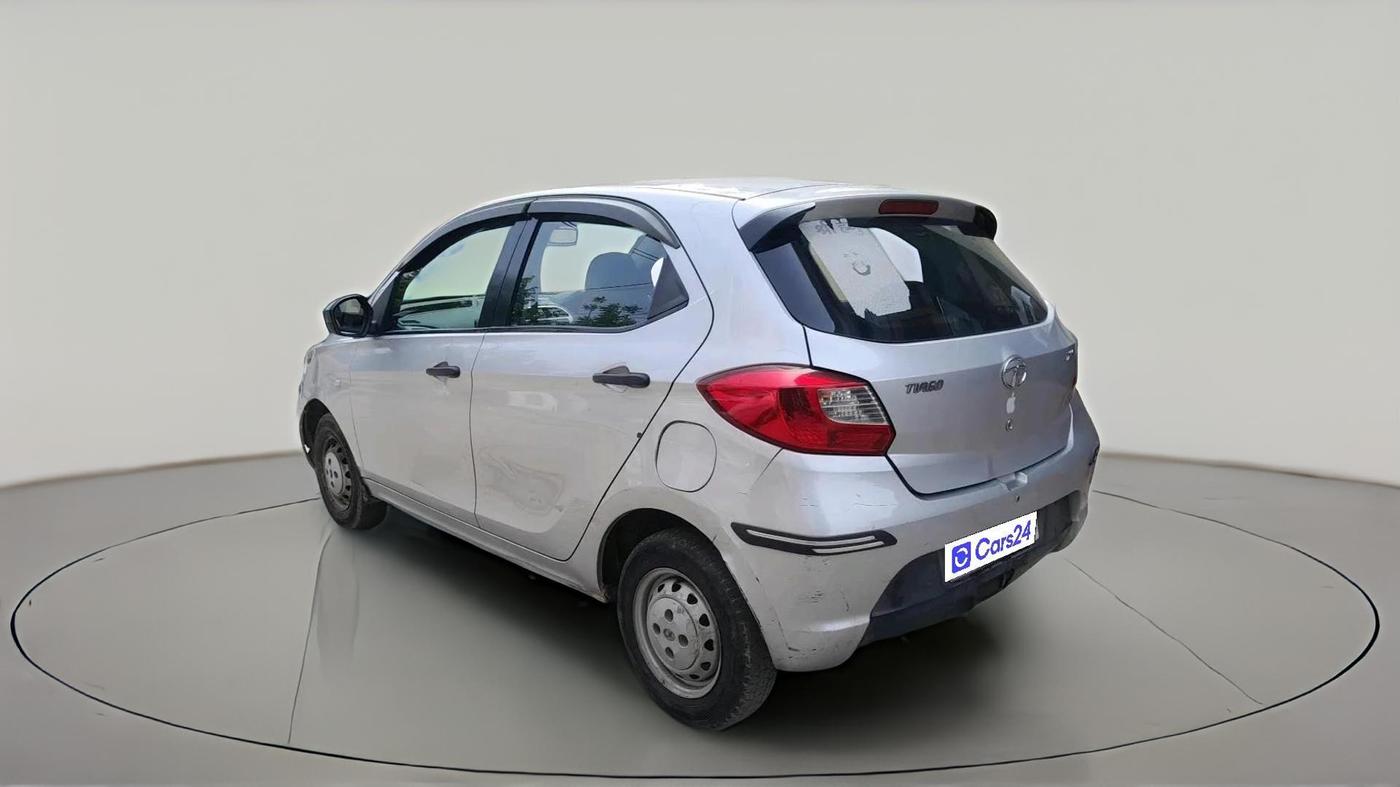 2016 Tata Tiago XM PETROL, Petrol, Manual, 1,03,628 km, exterior