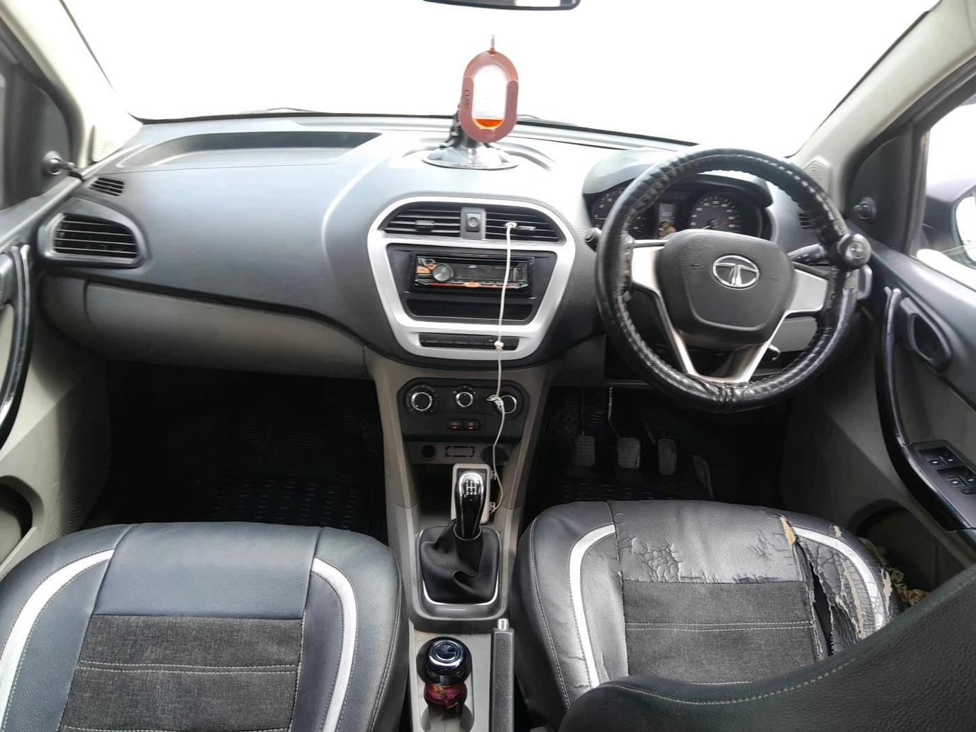 2016 Tata Tiago XM PETROL, Petrol, Manual, 1,03,628 km, interior