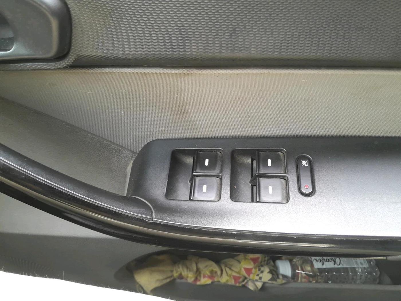 2016 Tata Tiago XM PETROL, Petrol, Manual, 1,03,628 km, interior
