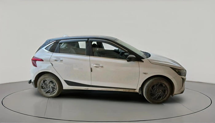 2025 Hyundai NEW I20 MAGNA 1.2 MT, Petrol, Manual, 24,230 km, exterior