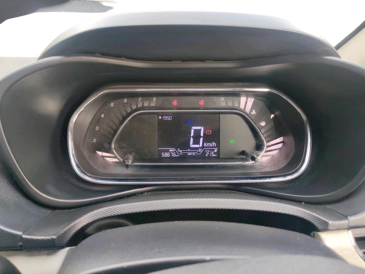 2021 Tata NEXON XZ PLUS PETROL, Petrol, Manual, 58,676 km, interior