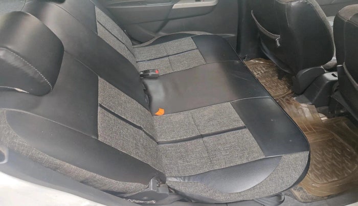 2011 Maruti Wagon R 1.0 VXI, Petrol, Manual, 91,450 km, interior