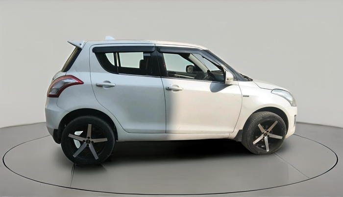 2015 Maruti Swift VDI, Diesel, Manual, 1,31,000 km, exterior