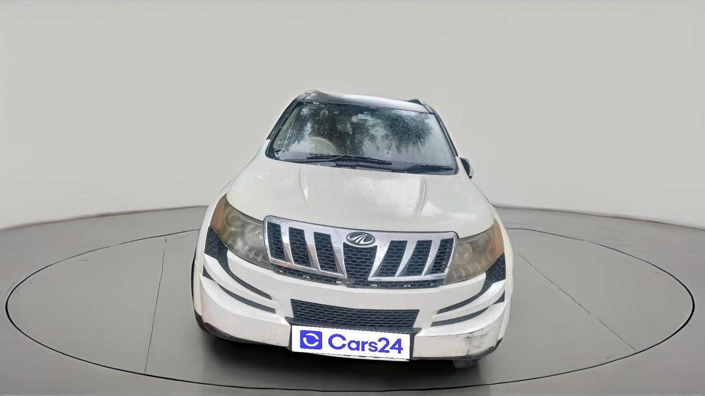 2014 Mahindra XUV500 W8, Diesel, Manual, 1,11,062 km, exterior