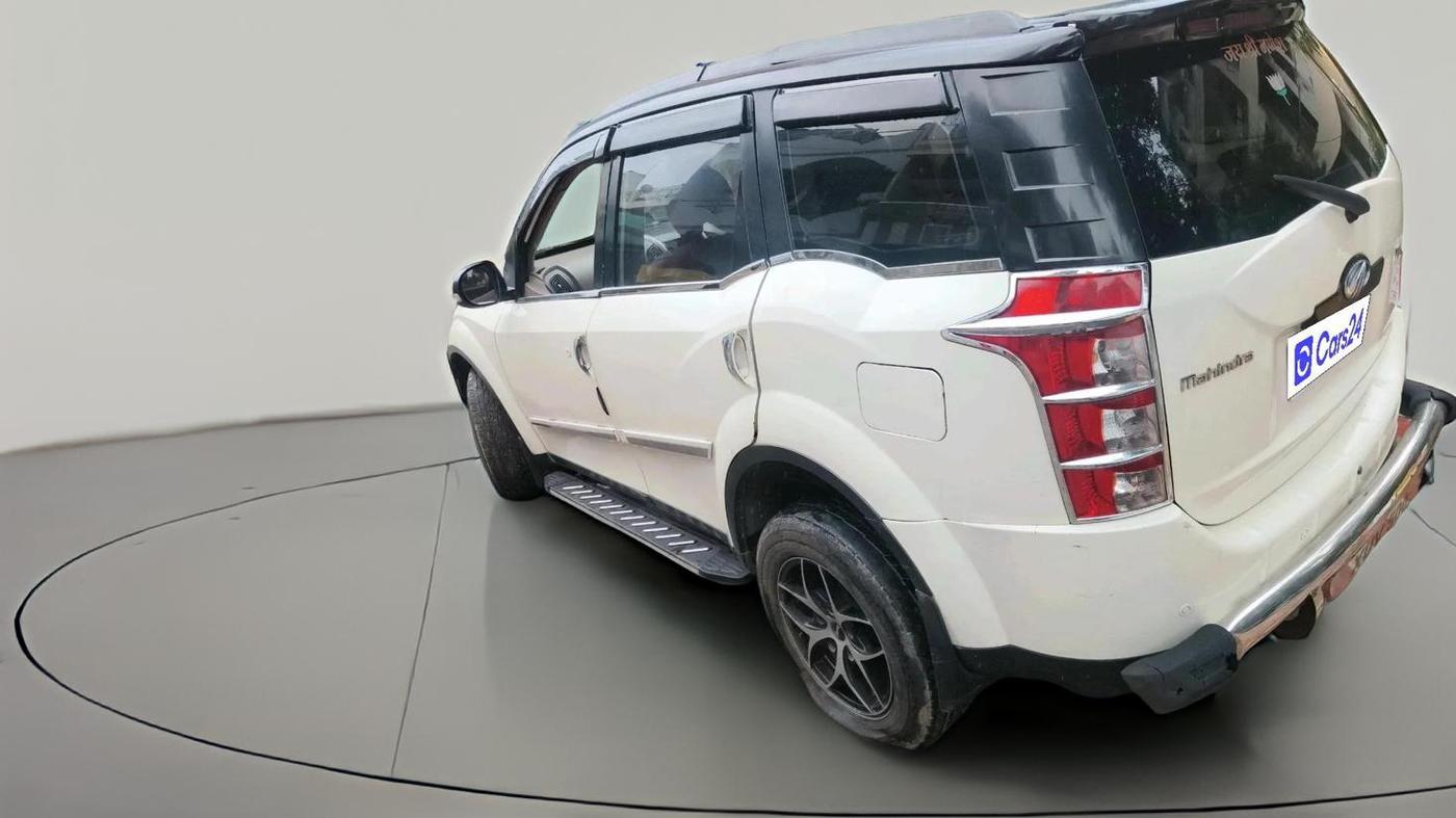 2014 Mahindra XUV500 W8, Diesel, Manual, 1,11,062 km, exterior