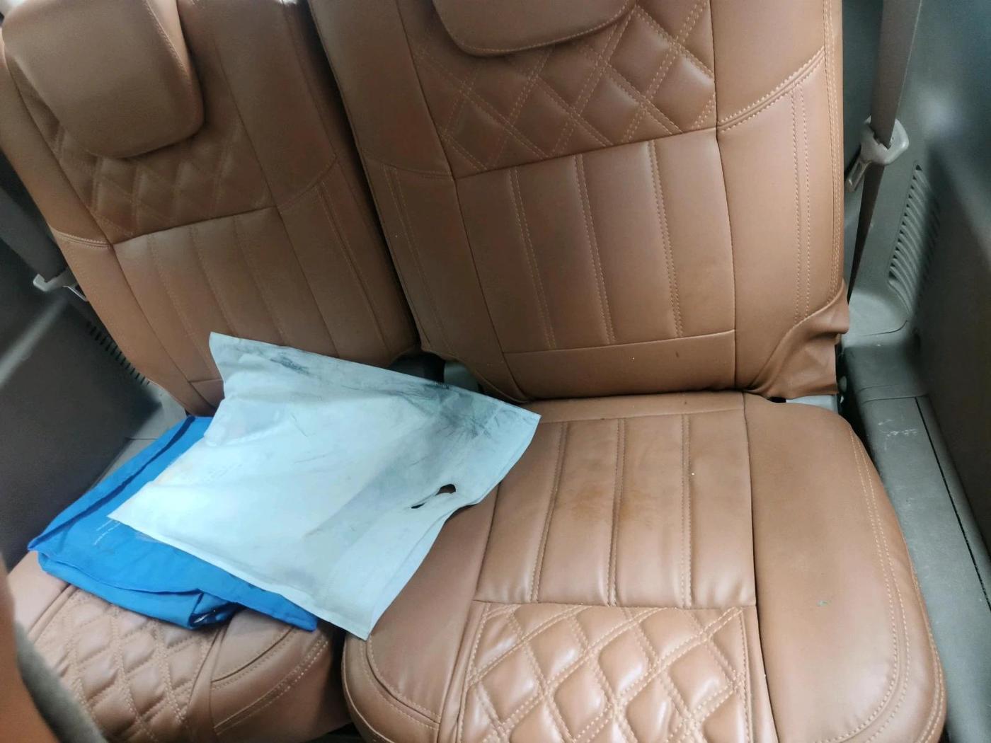 2014 Mahindra XUV500 W8, Diesel, Manual, 1,11,062 km, interior