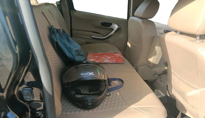 2024 Mahindra BOLERO NEO N 10 (O), Diesel, Manual, 25,351 km, interior