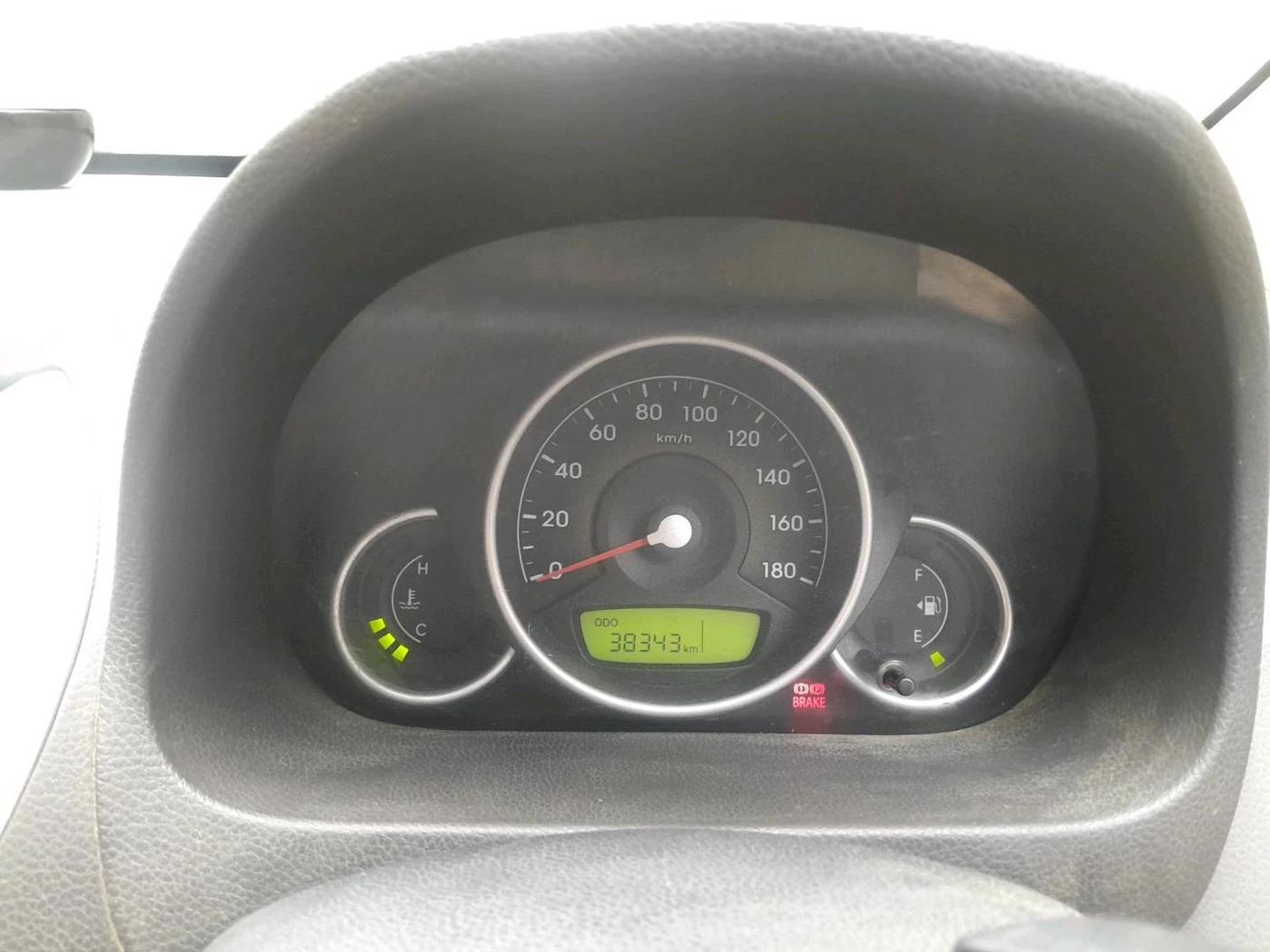 2017 Hyundai Eon MAGNA +, Petrol, Manual, 38,343 km, interior