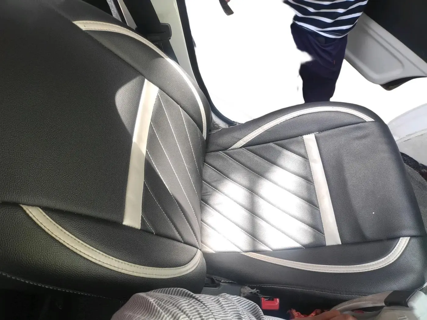 2023 Maruti Eeco 5 STR AC, Petrol, Manual, 26,072 km, interior