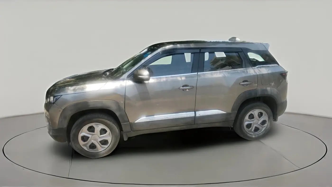 2023 Maruti BREZZA LXI SMART HYBRID, Petrol, Manual, 22,318 km, exterior