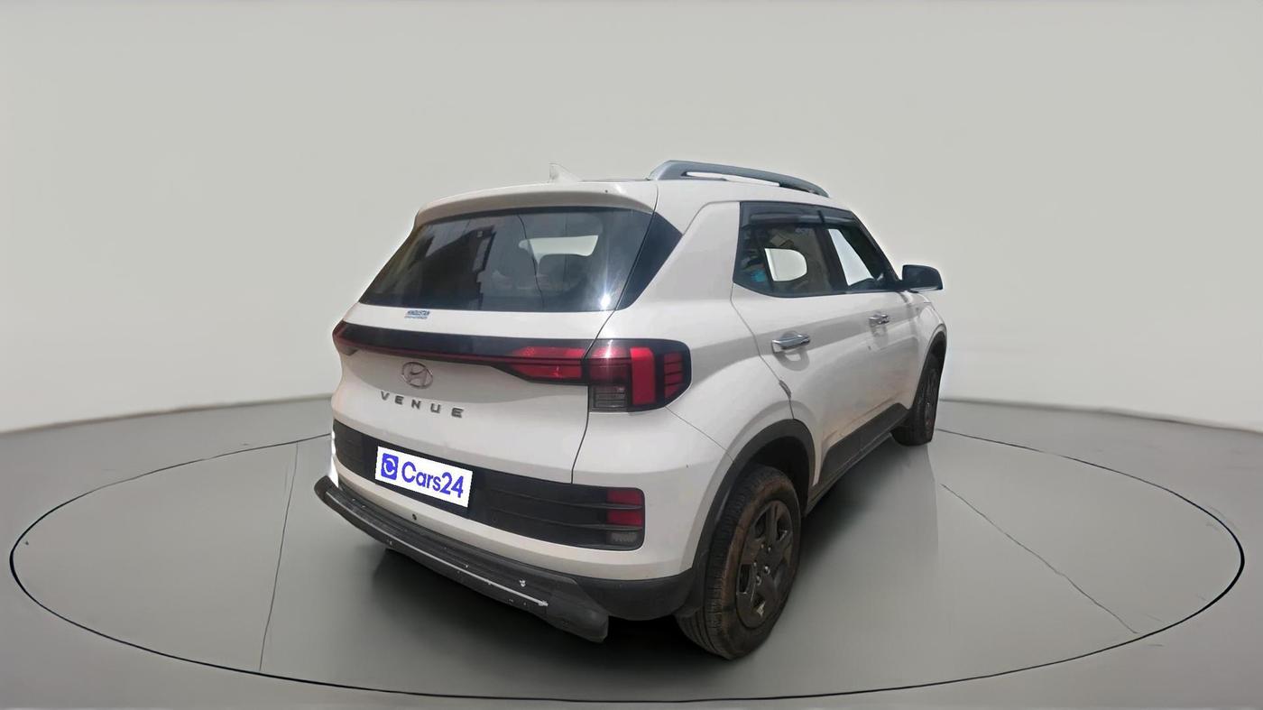 2024 Hyundai VENUE S 1.2, Petrol, Manual, 62,707 km, exterior