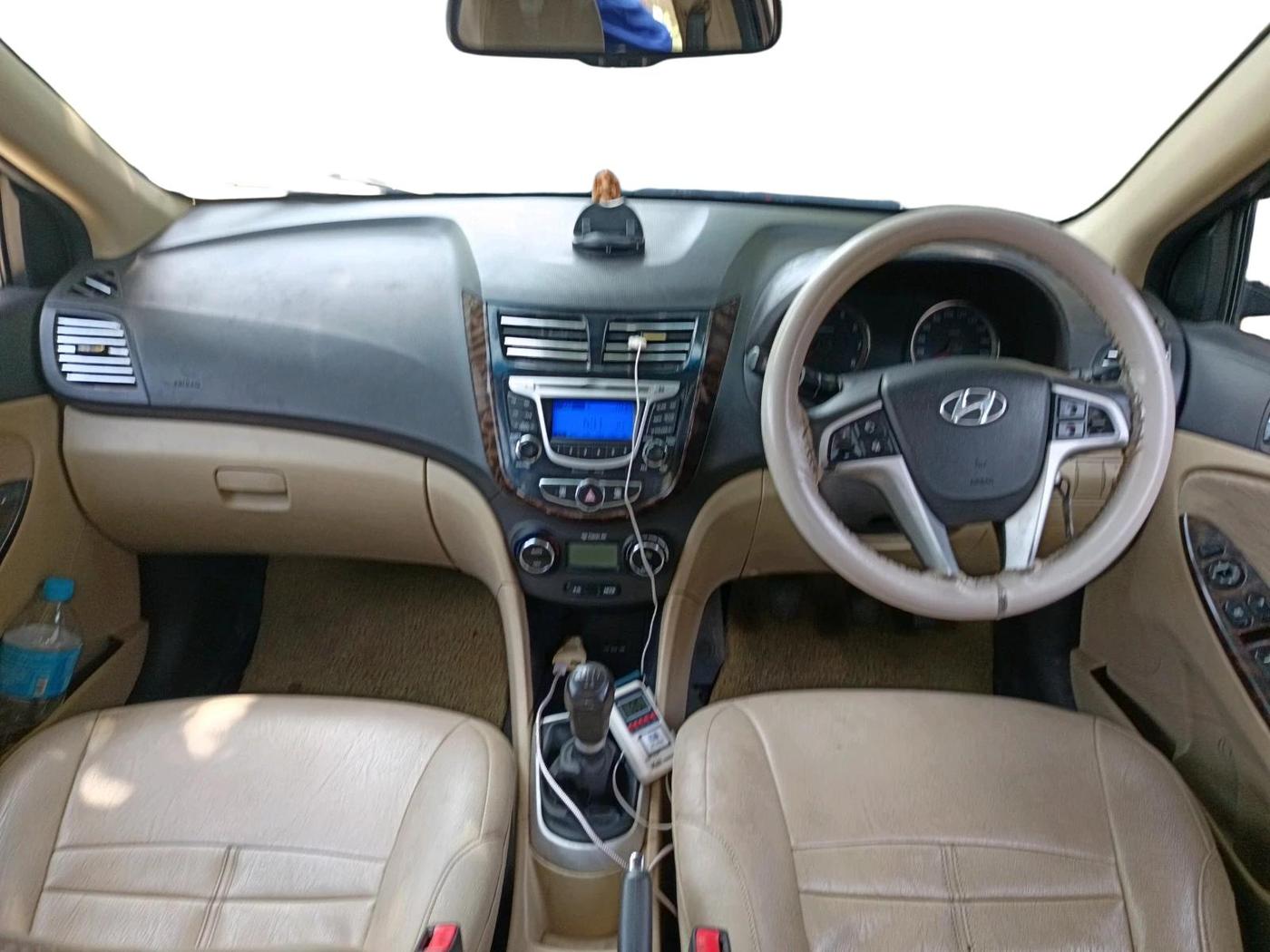 2014 Hyundai Verna FLUIDIC 1.6 VTVT SX, Petrol, Manual, 89,903 km, interior
